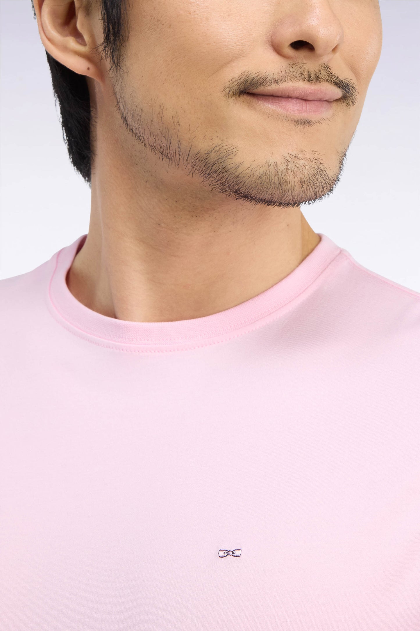 T-shirt manches courtes col rond en coton rose coupe droite