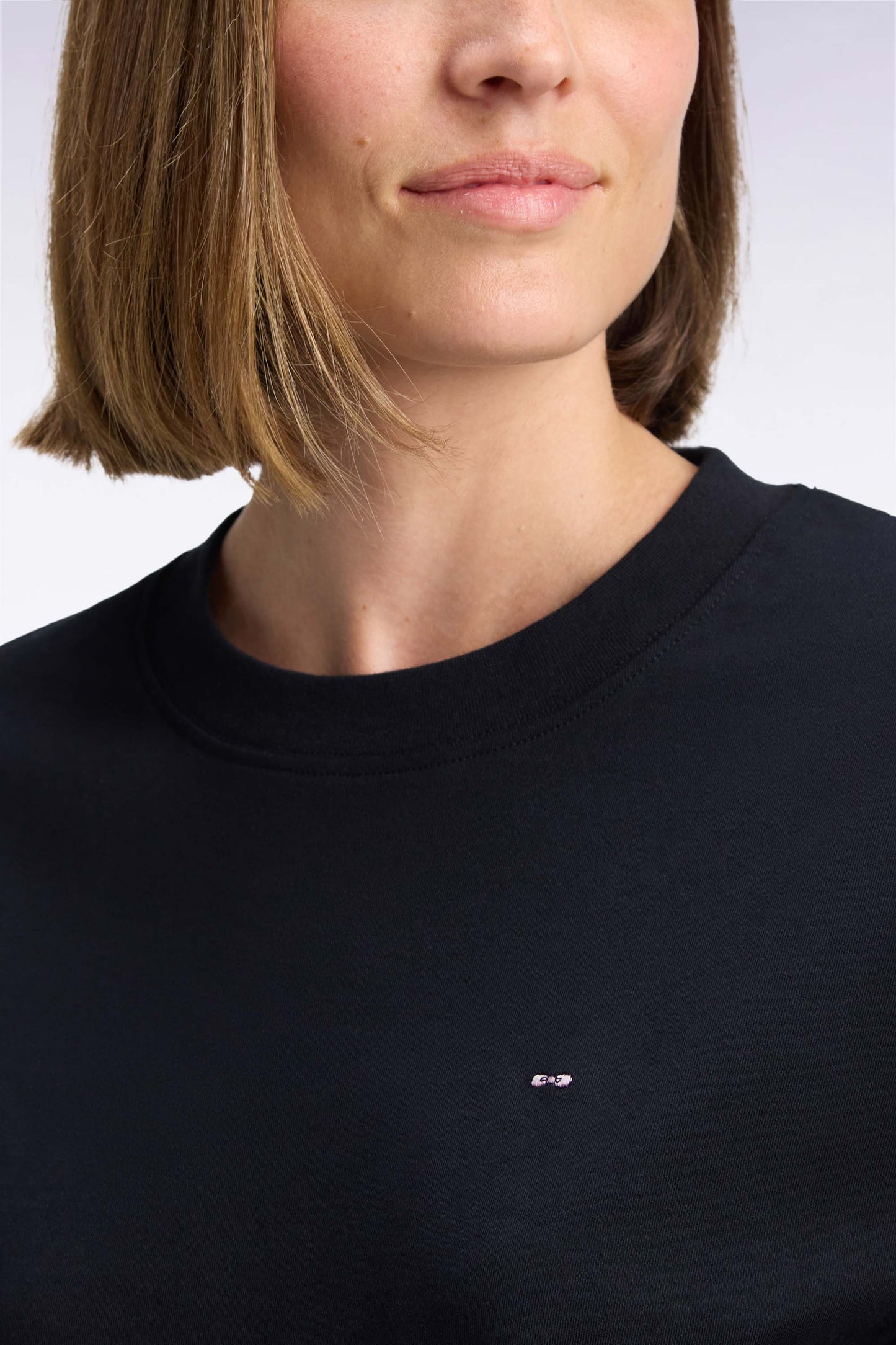 T-shirt col rond unisexe à manches courtes en coton mercerisé noir coupe loose