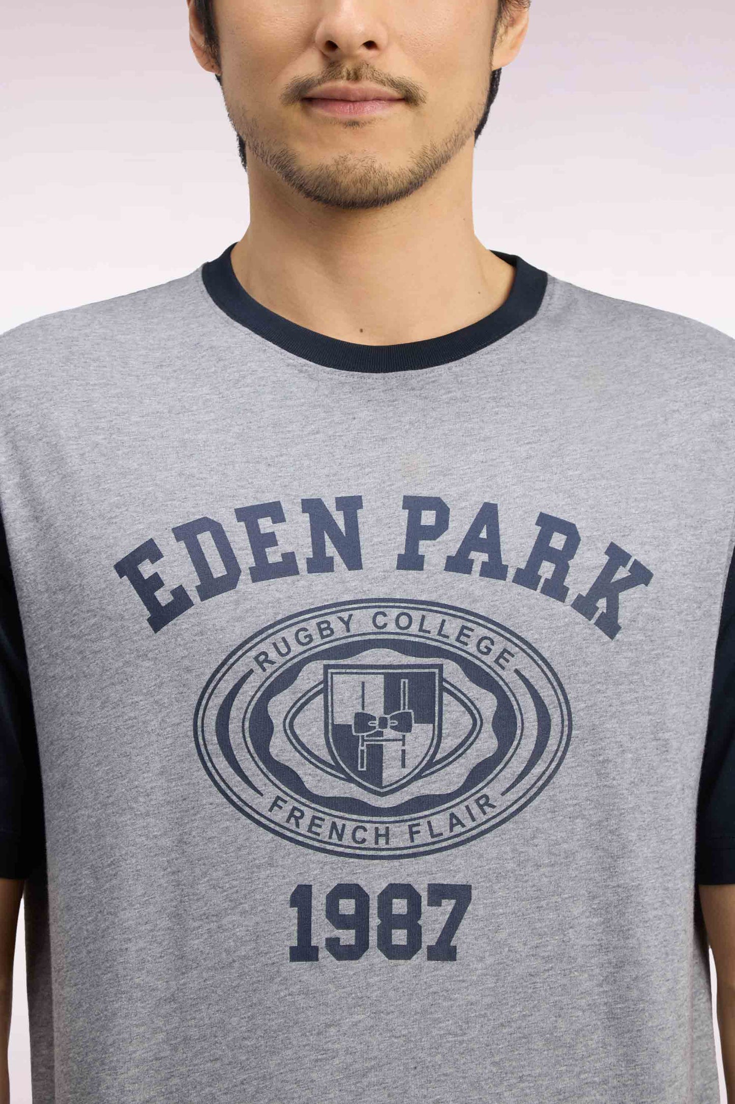 T-shirt manches courtes en coton marine et gris sérigraphié coupe droite