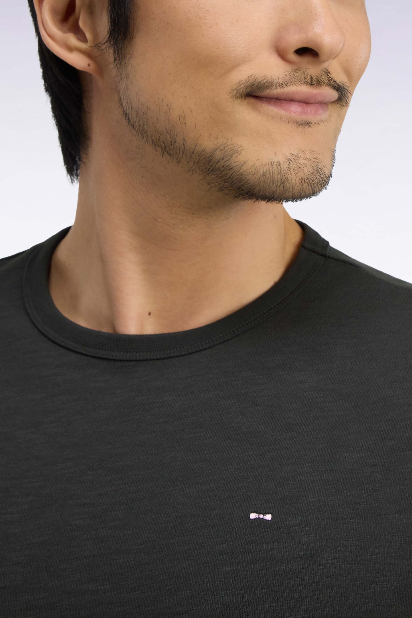 T-shirt manches longues en coton kaki coupe ajustée