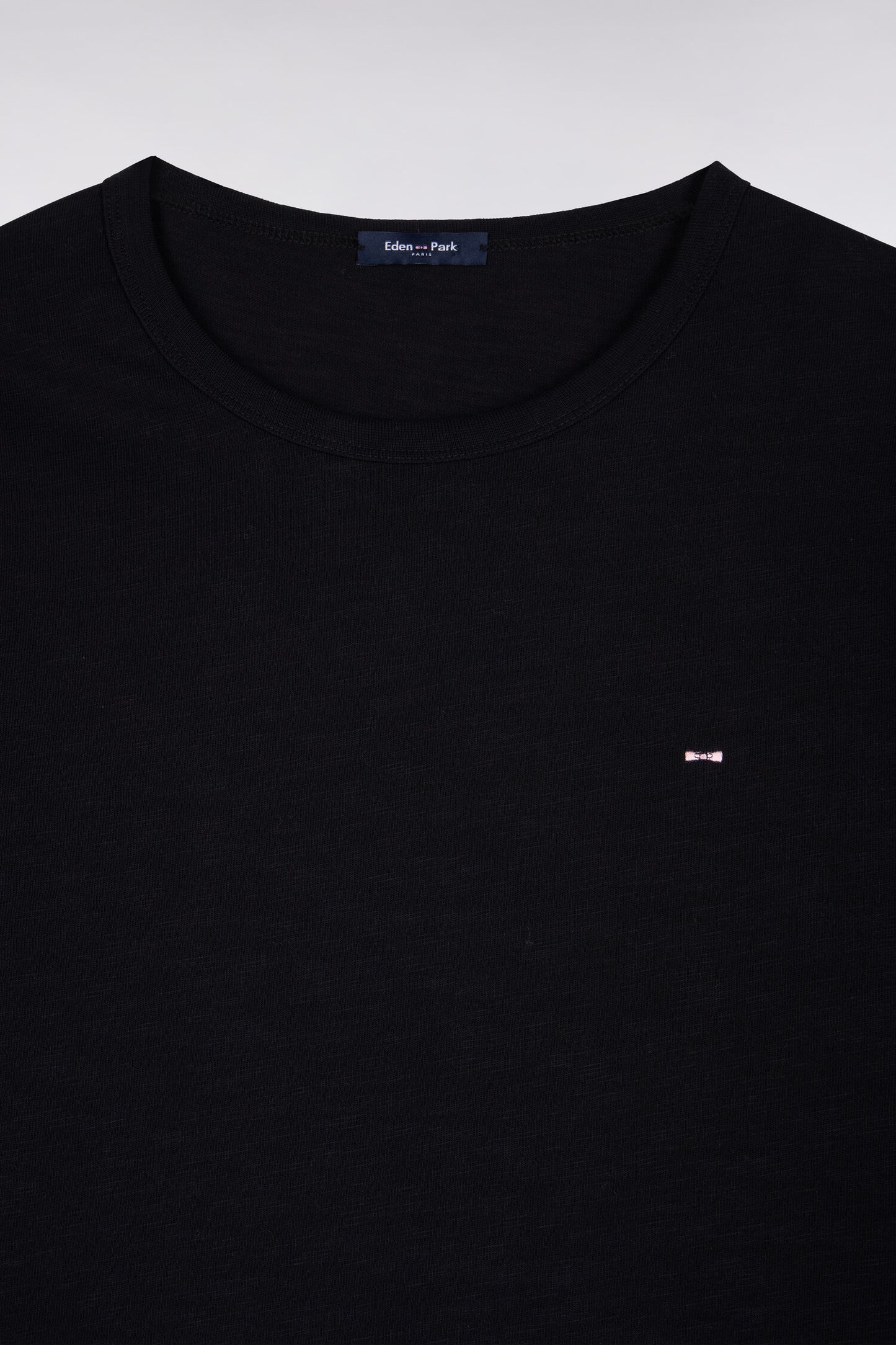 T-shirt manches longues en coton noir coupe ajustée
