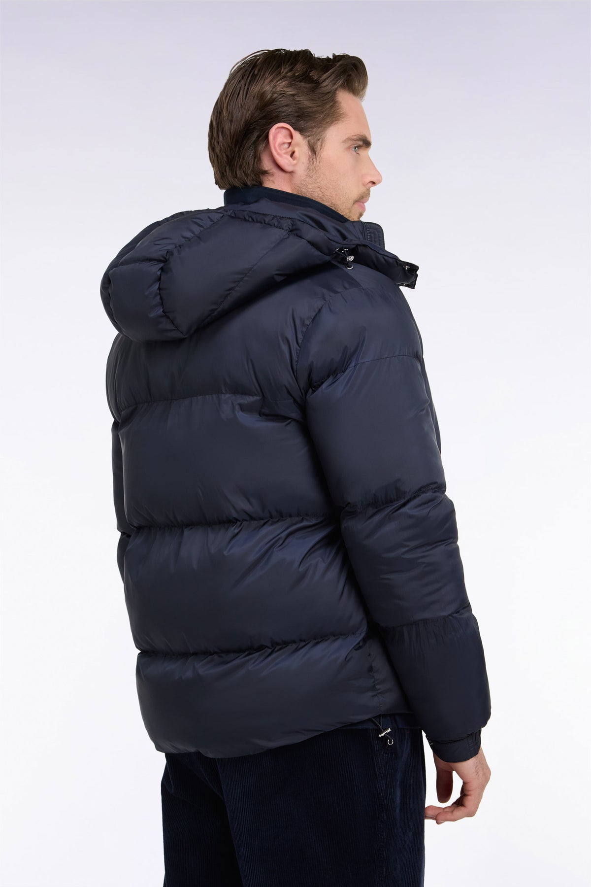 Doudoune en nylon marine à capuche amovible