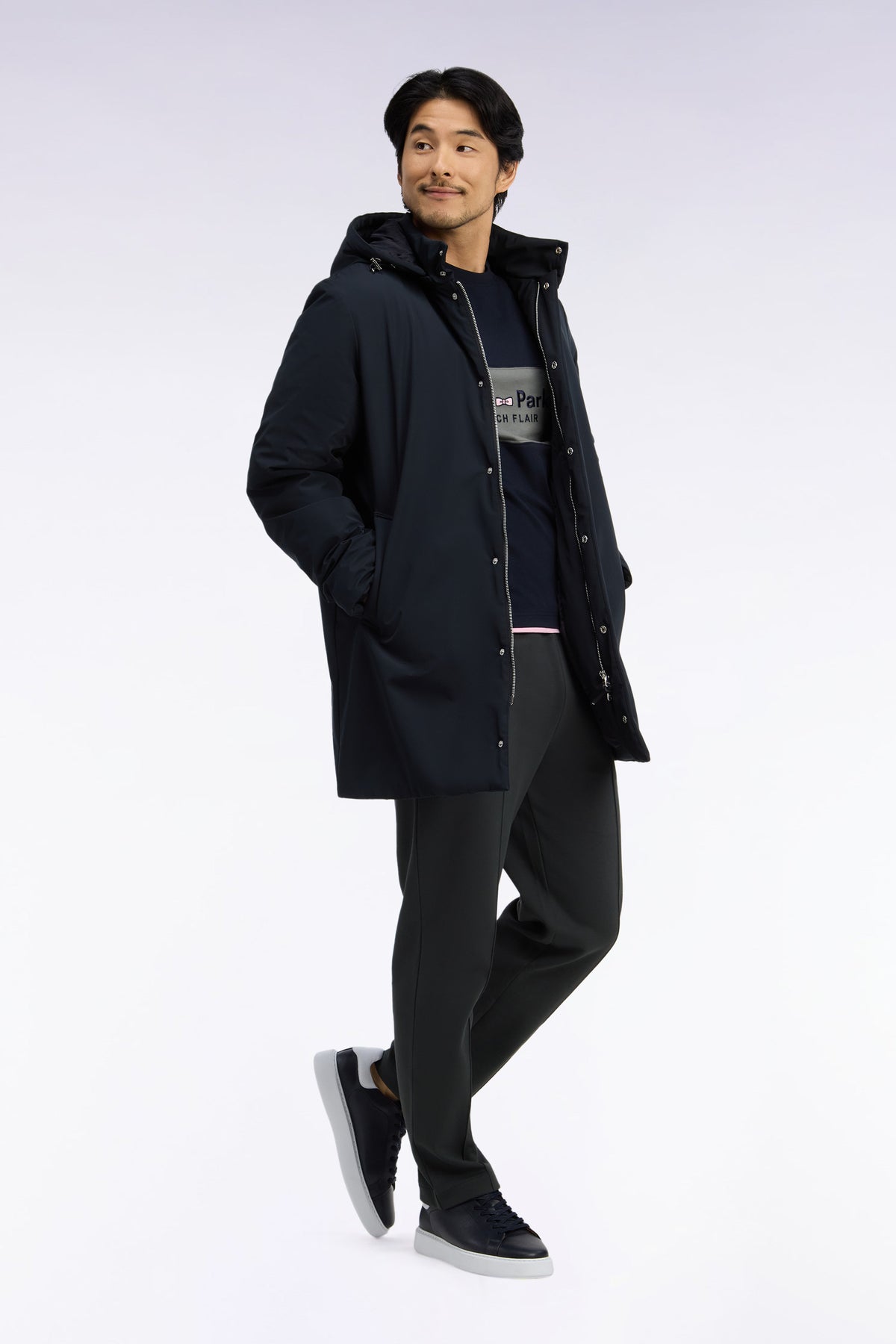 Parka noire à capuche amovible