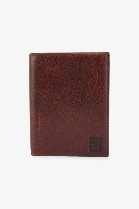 Portefeuille passeport en cuir marron foncé - Image 1