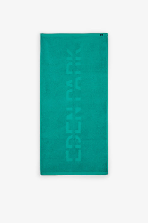 Small green sports towel - Image 1