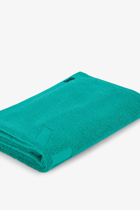 Small green sports towel - Image 3