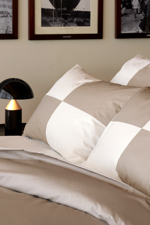 Barbarian beige comforter cover - Image 3
