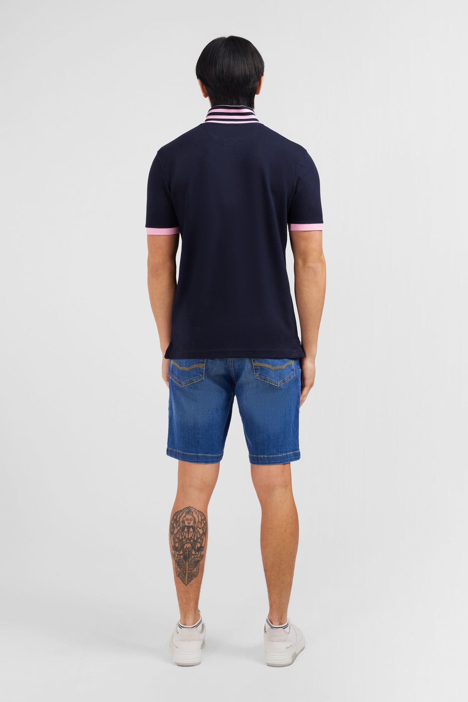 Navy blue pima cotton polo contrasting details