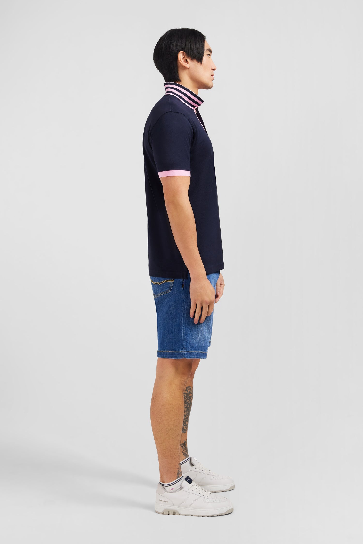 Navy blue pima cotton polo contrasting details