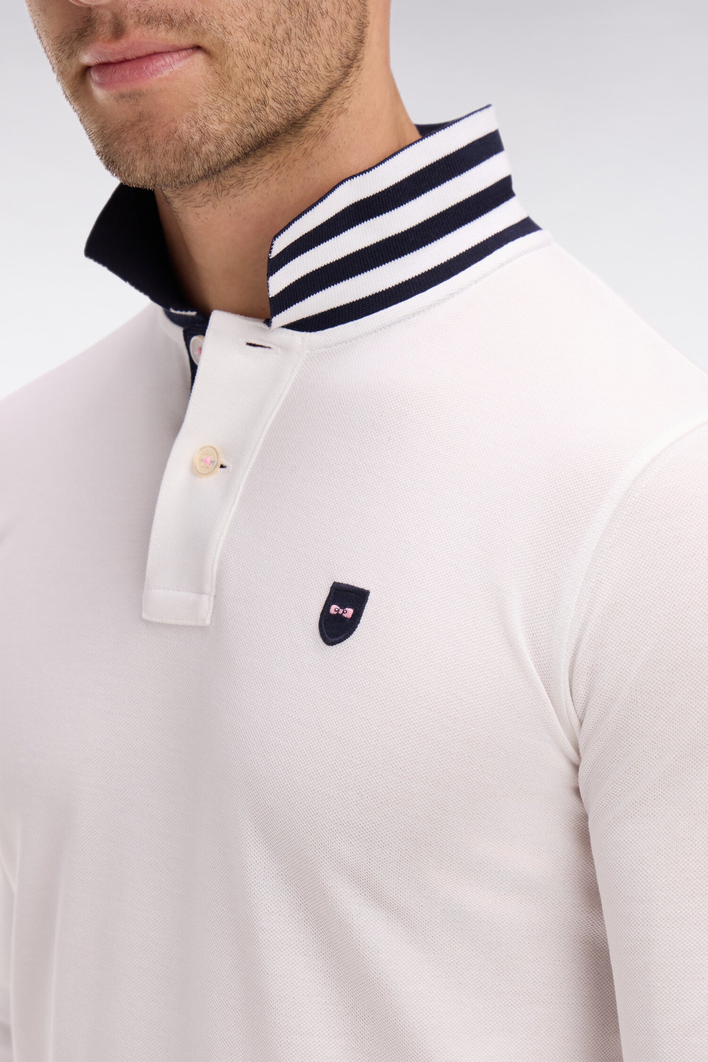 White cotton polo with contrasting neck