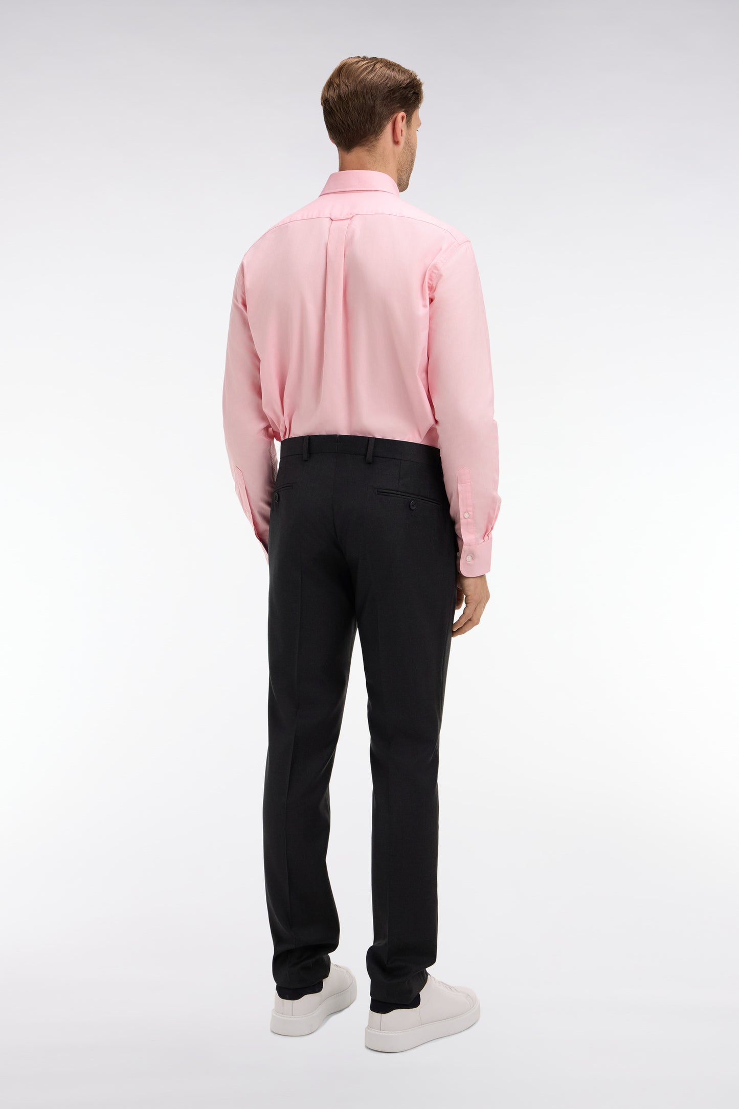 Pantalon slim gris foncé en laine à plis cassés