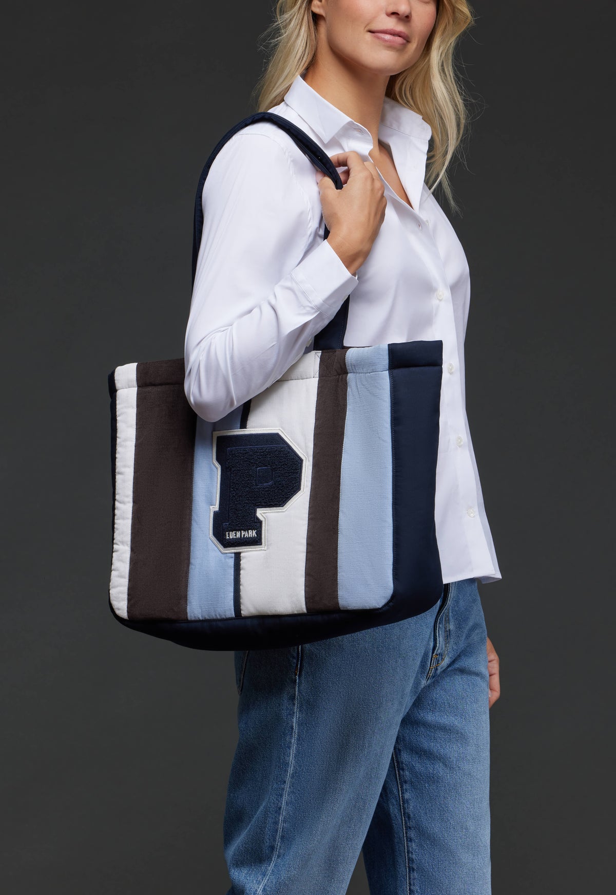 Sac cabas en velours rayé bleu upcyclé Pap'Atelier