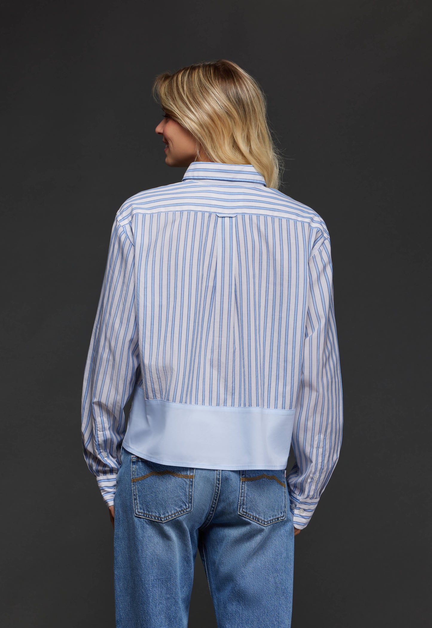 Chemise en coton bleu rayé à empiècement uni upcyclée Pap'Atelier