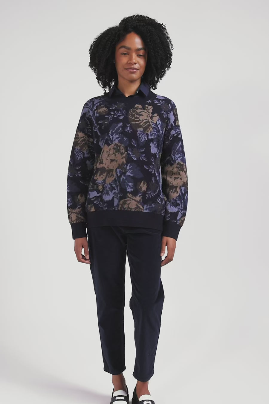 Oversize navy wool and cotton crew neck jumper with floral patterns