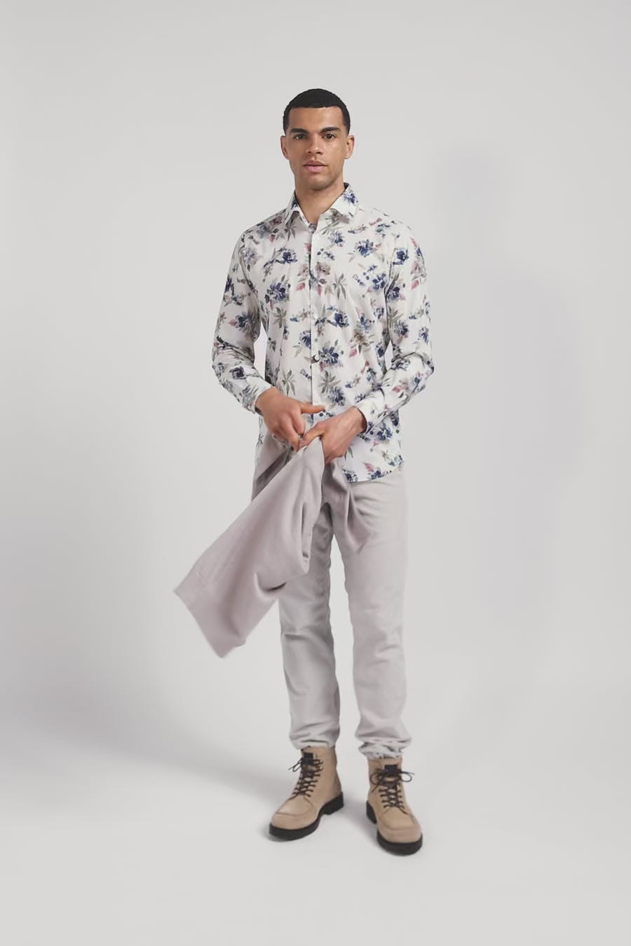 Chemise en coton à imprimé floral beige coupe Slim