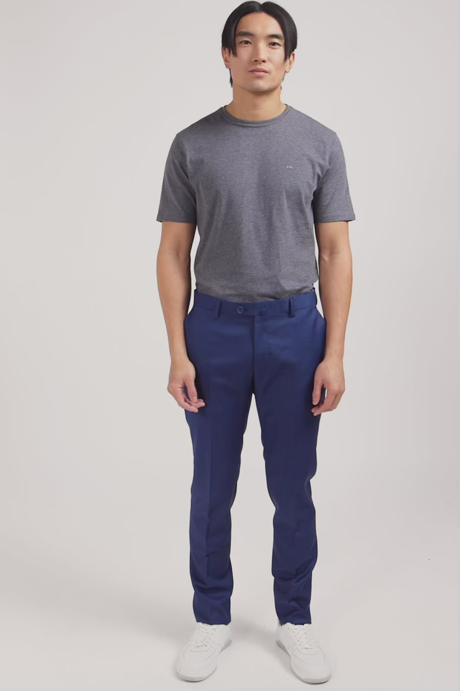 Pantalon slim bleu en laine à plis cassés