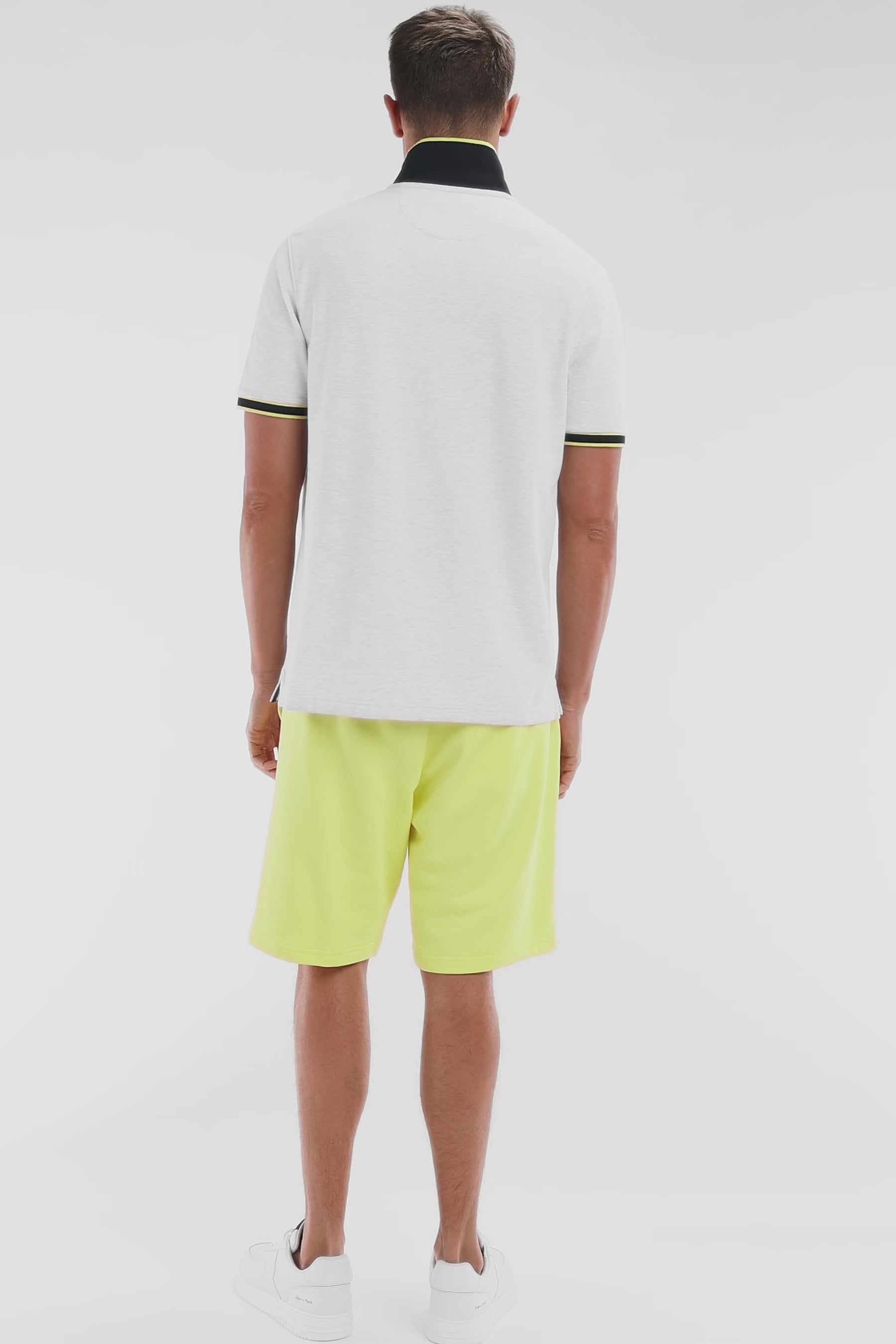 Short en molleton coton jaune coupe décontractée