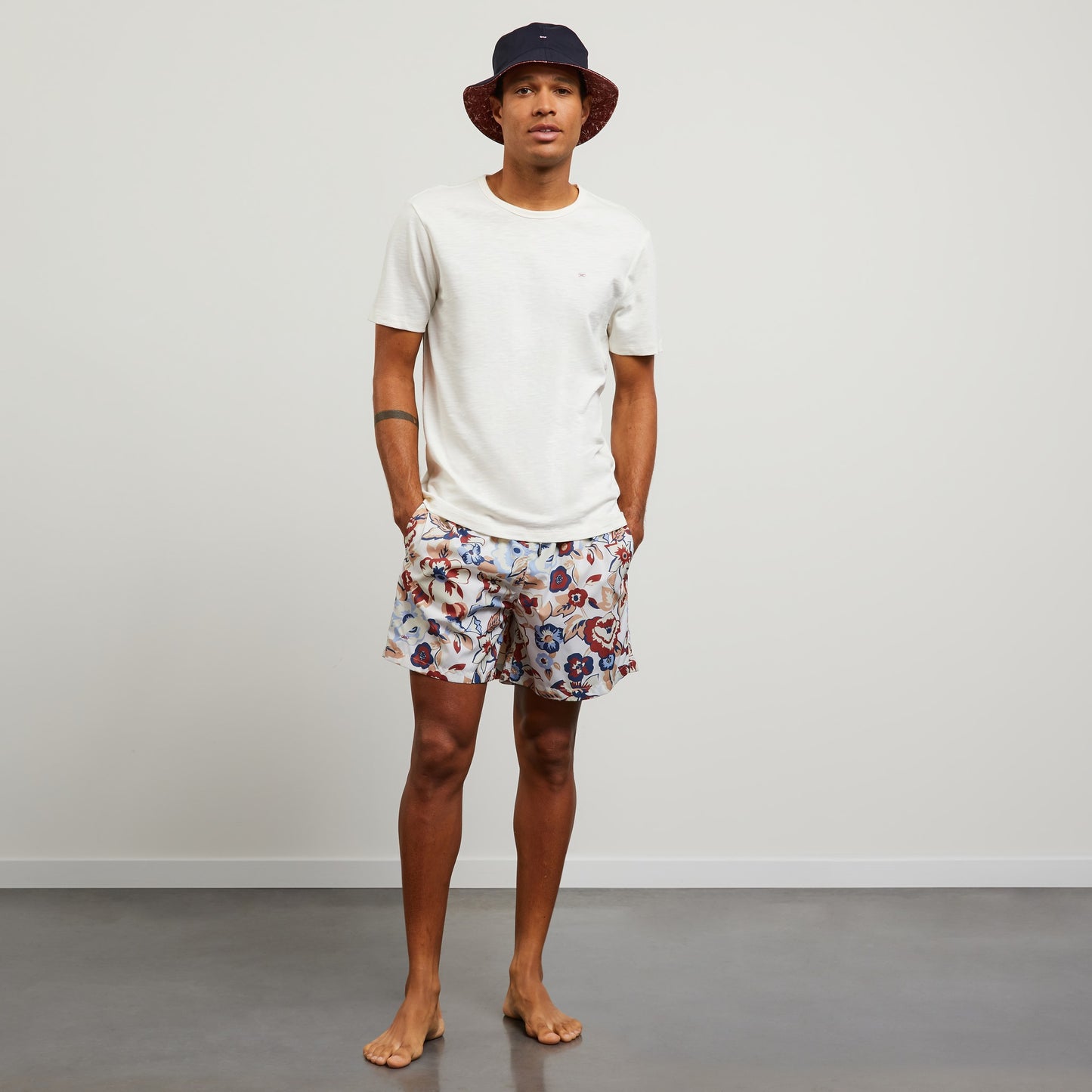 Short de bain blanc imprimé fleurs exclusif
