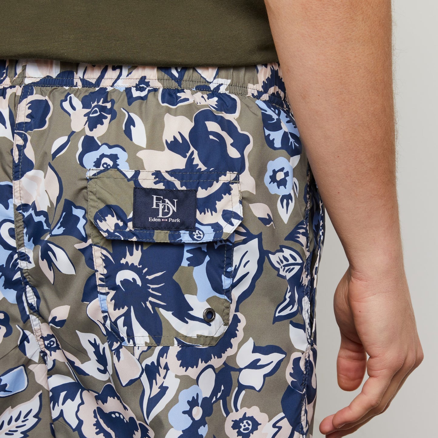 Short de bain blanc imprimé fleurs exclusif