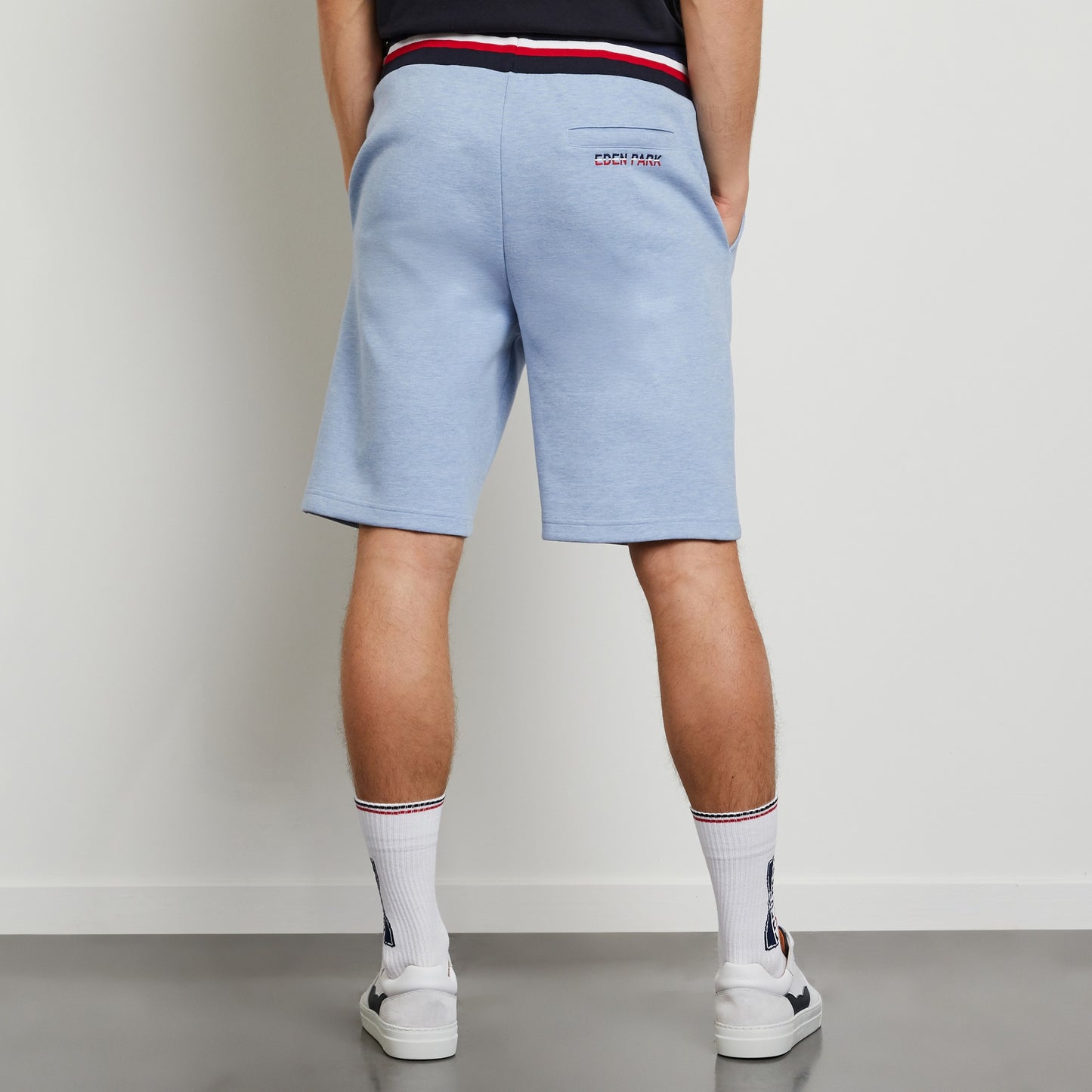 Short bleu clair