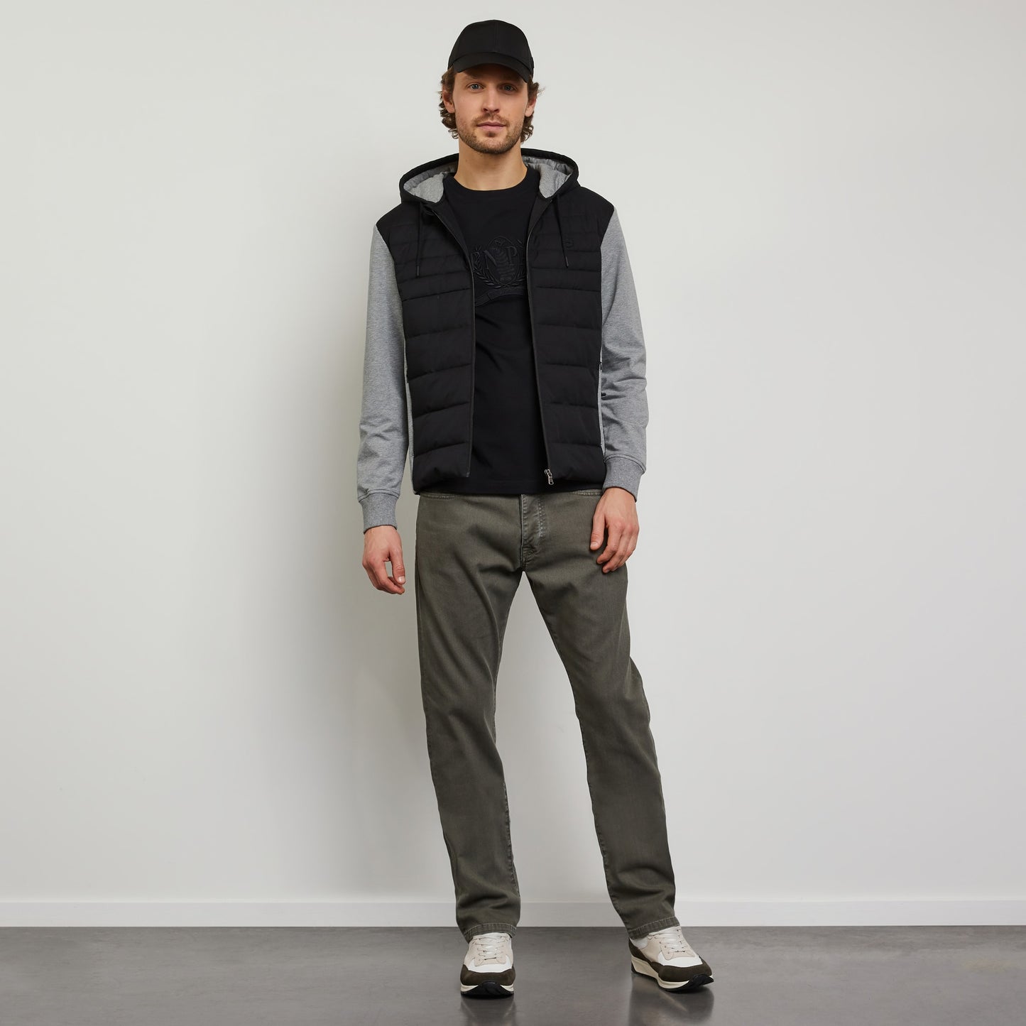 Sweat color-block zippé à capuche