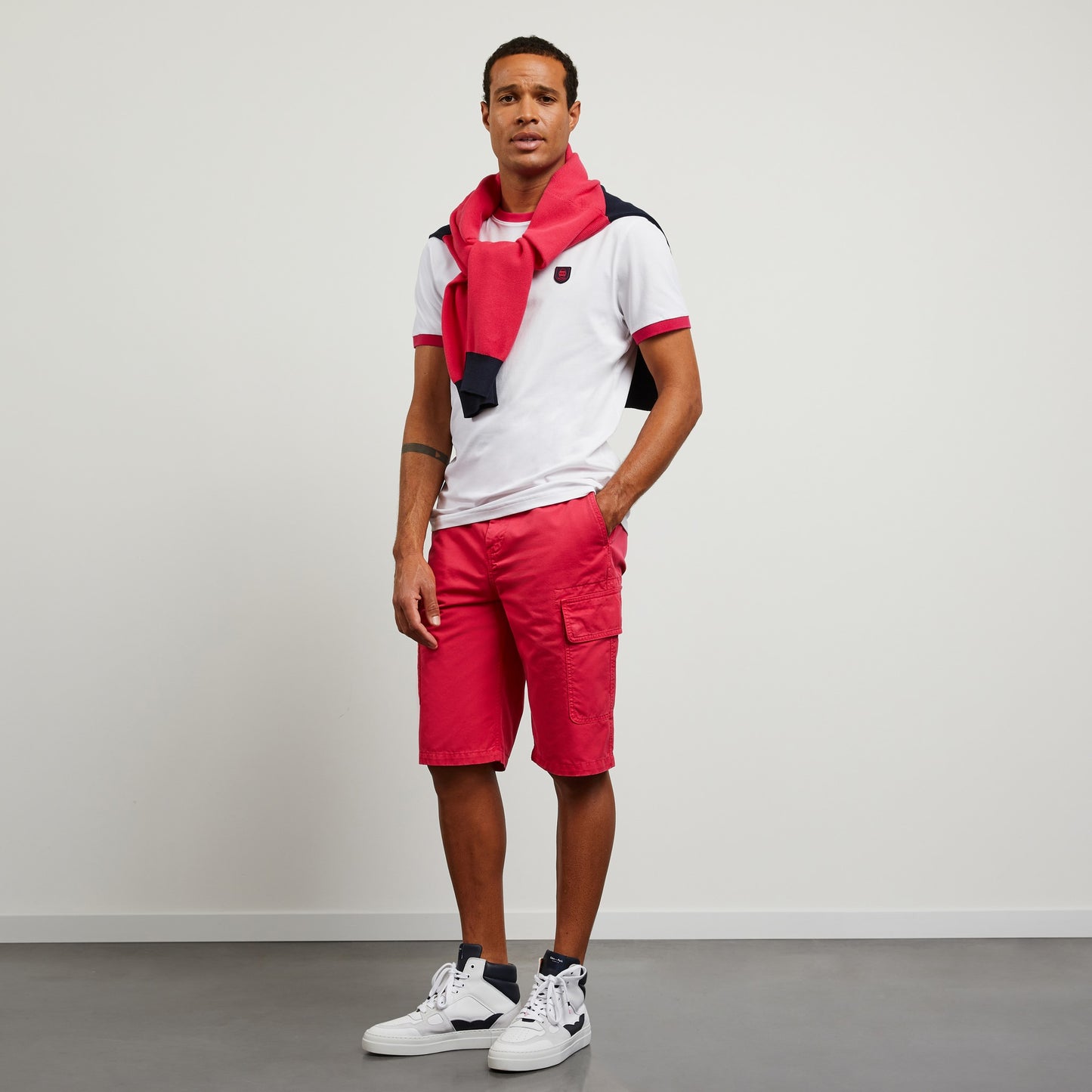 Plain white T-shirt with contrasting trims