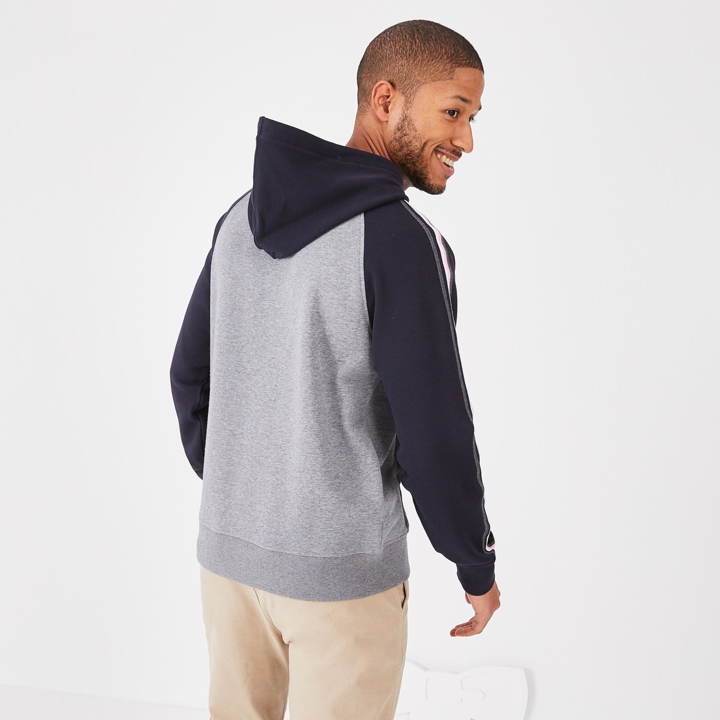 Grey hooded sweatshirt in two-tone fleece