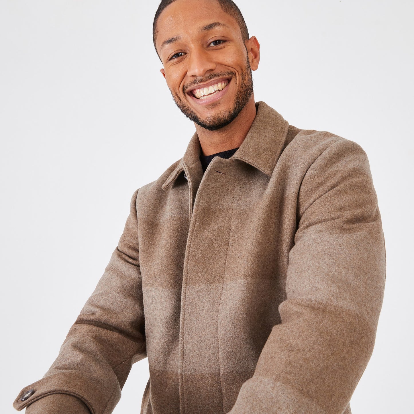 Manteau court camel en drap de laine mélangé rayé