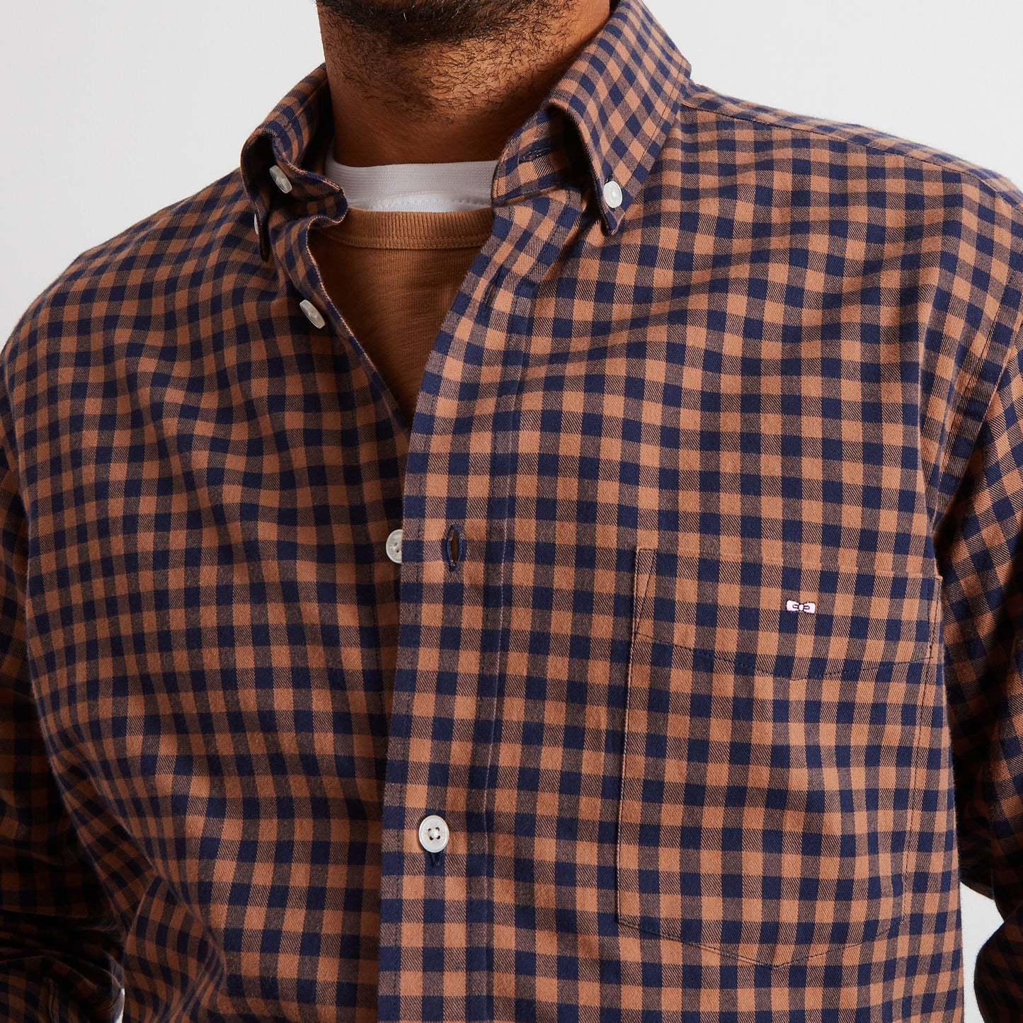 Chemise en coton marron à carreaux