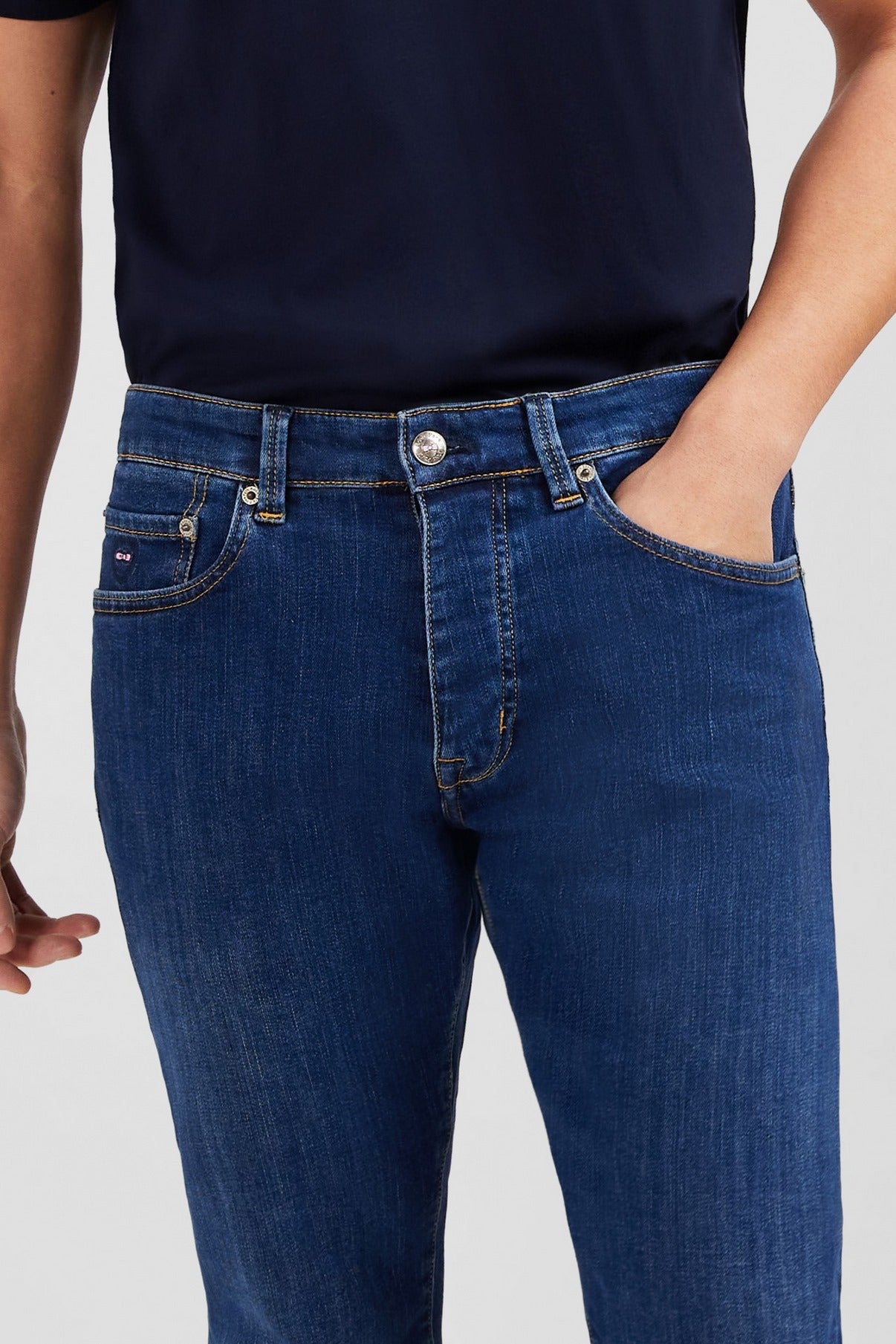 Blue jeans in stretch cotton - Image 6